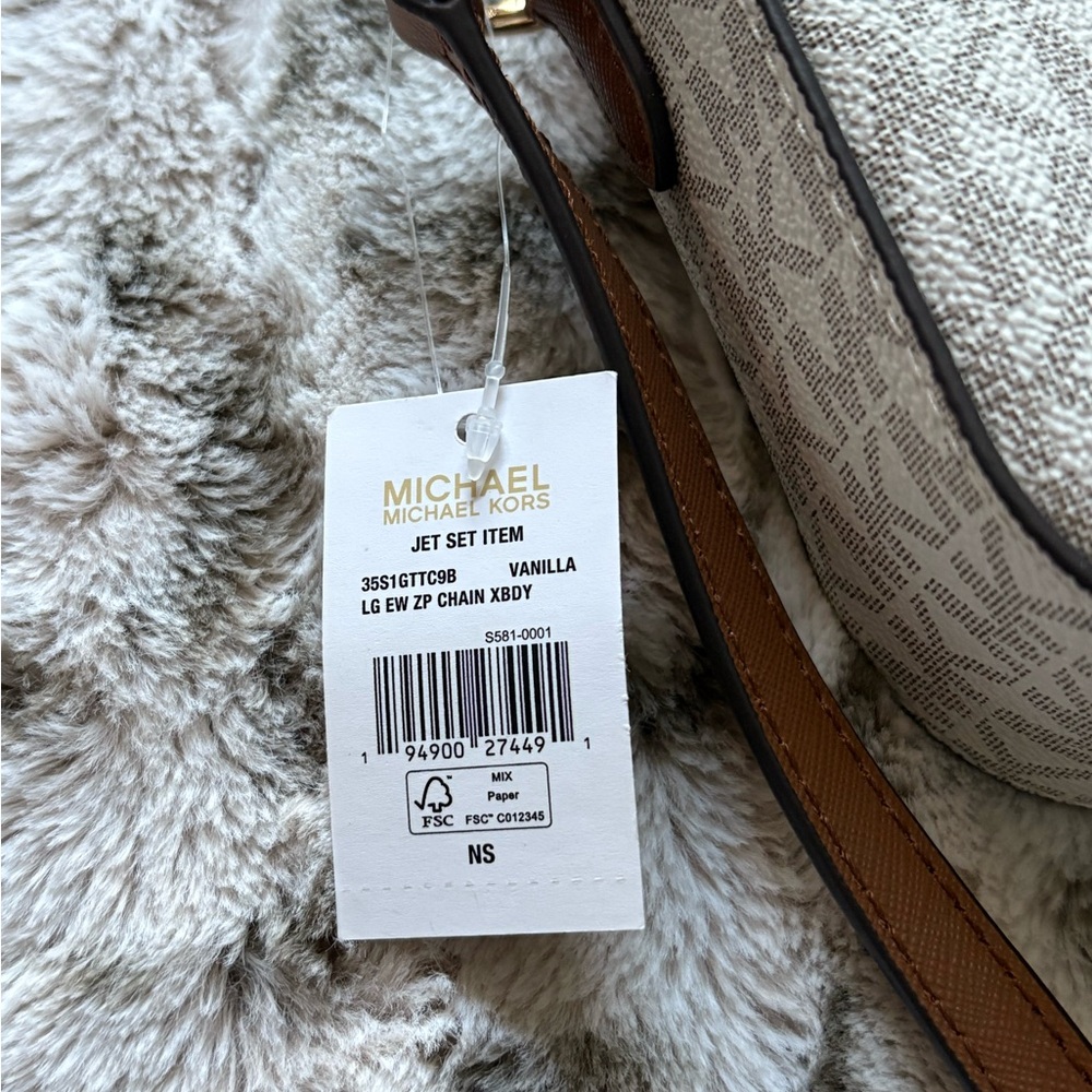 NWT Michael Kors Jet Set Large East West Chain Crossbody Vanilla - Picture 14 of 14